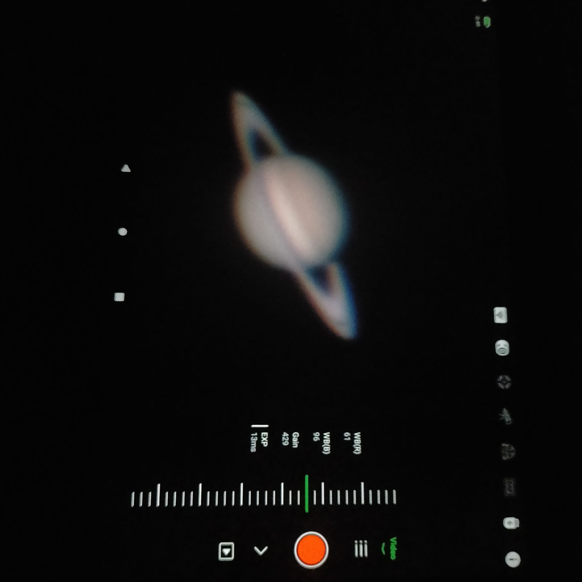 初期 Mac と同じ frog design マシン 画面表示確認済 ACER ASPIRE 56s